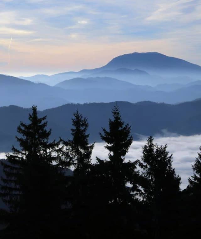 Blick auf den Schneeberg vom Otto-Kandler-Haus  
