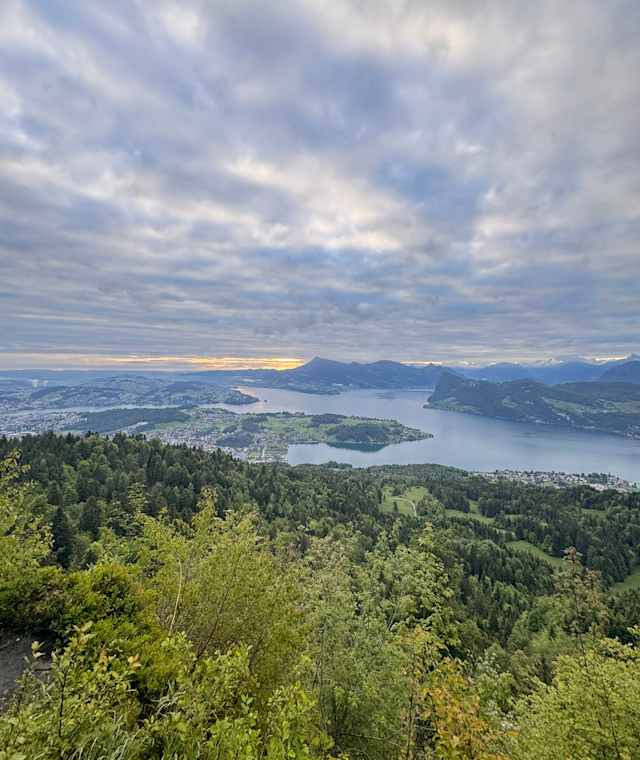 Von Krienseregg über den Schönenboden nach Fräkmüntegg am Pilatus