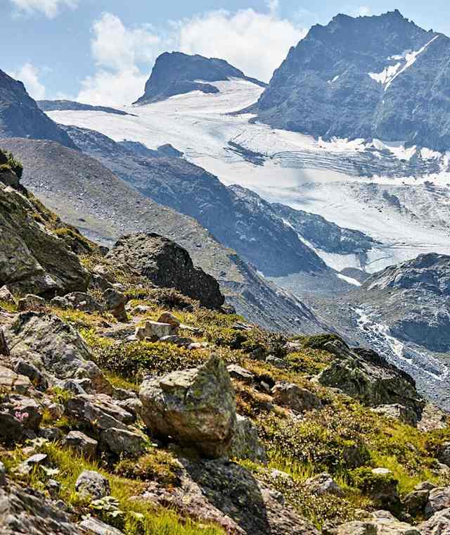 Blick ins Jamtal mit Vorderer und Hinterer Jamspitze