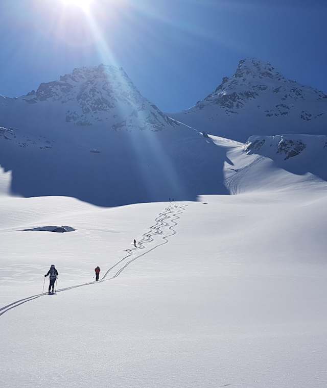 Landschaftlich beeindruckend - die Jörigletscher Rundtour