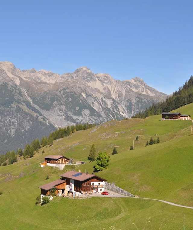Aussichtsreicher Spaziergang bei Kaisers im Tiroler Lechtal.