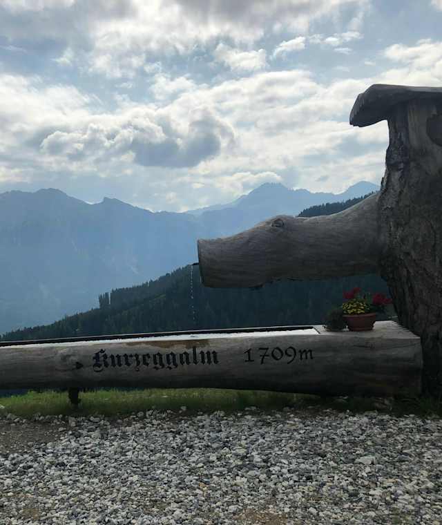 Der Brunnen auf der Kurzeggalm