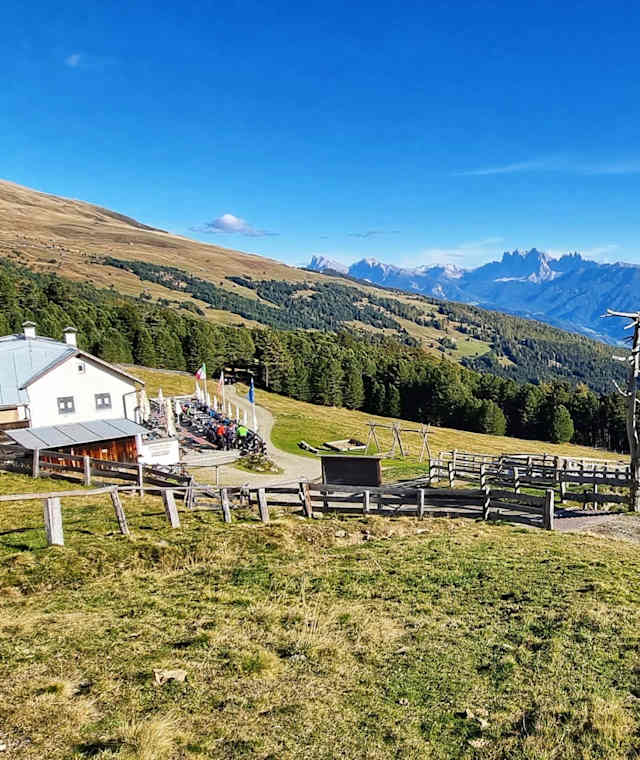 Die Klausner Hütte ist immer einen Besuch wert. 