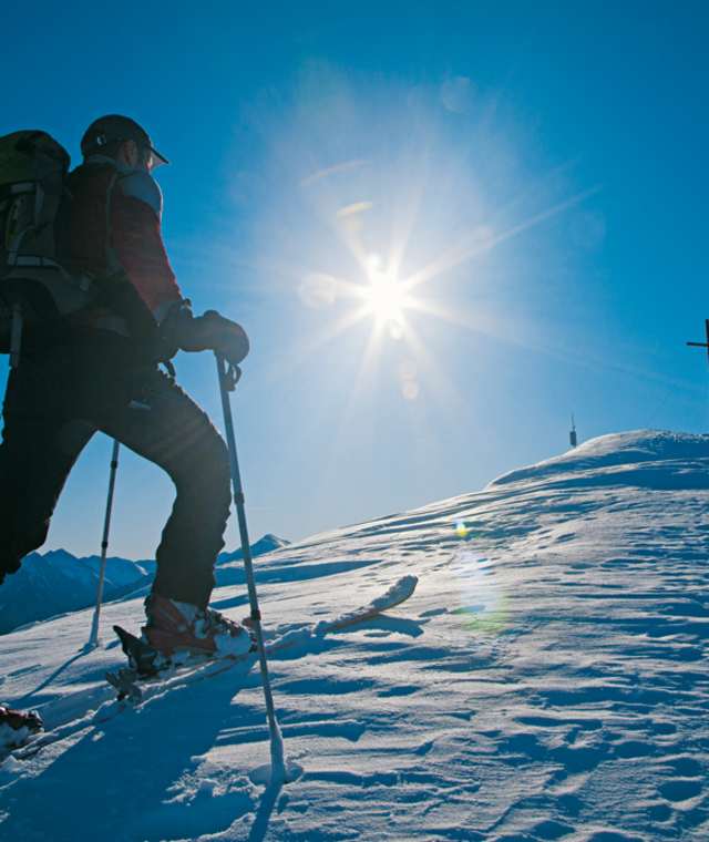 Der Sonne entgegen – die letzten Meter zum Kochofen-Gipfel.