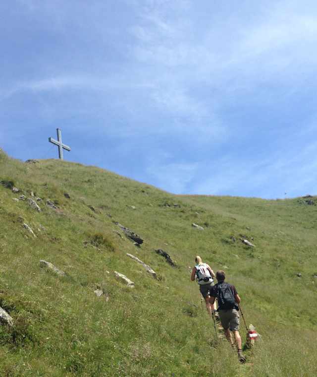 Wanderweg beim Gasthaus Longfall