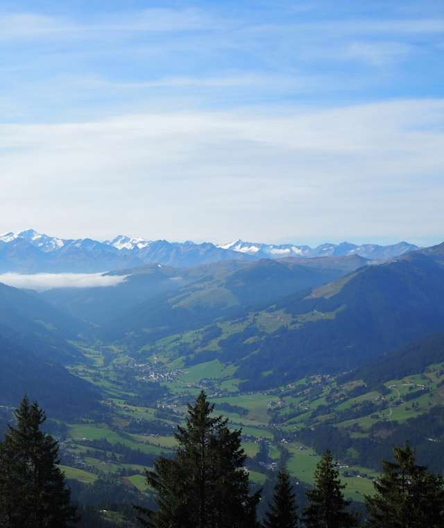 Blick bis zu den 3000ern der Hohen Tauern