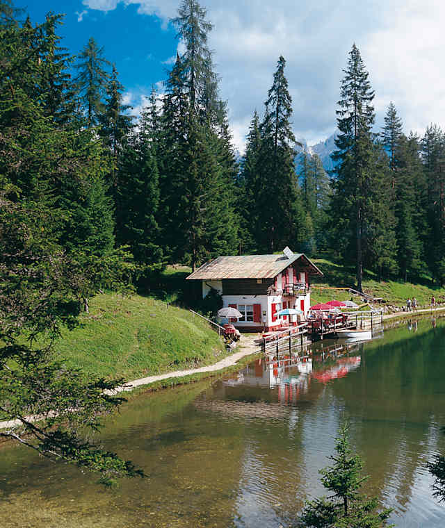 Der Lago d’Aial mit dem gleichnamigen Rifugio.