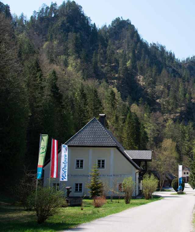 Startpunkt hinter dem Hotel Bergkristall