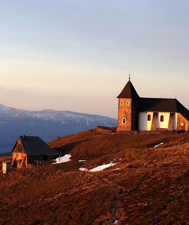 Maria Schnee ist die höchstgelegene Wallfahrtskirche der Ostalpen.