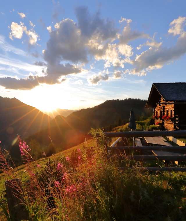 Die Maurachalm im Abendlicht