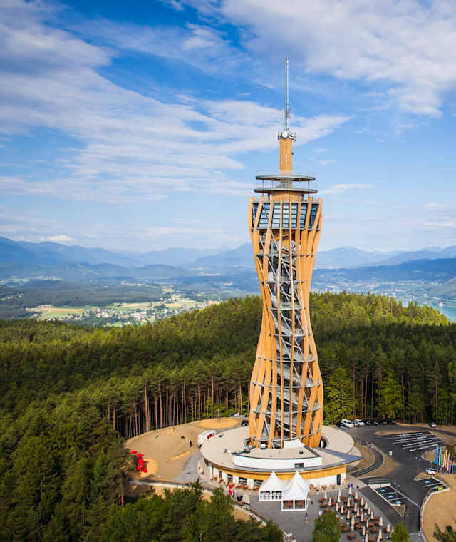 Der Aussichtsturm Pyramidenkogel