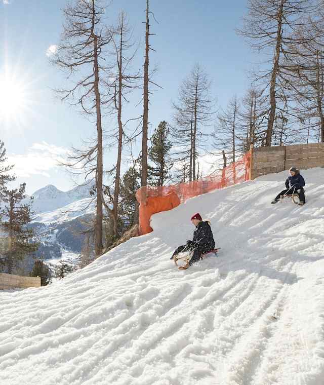 20 Kurven bewältigt man auf der Rodelbahn von Muottas Muragl