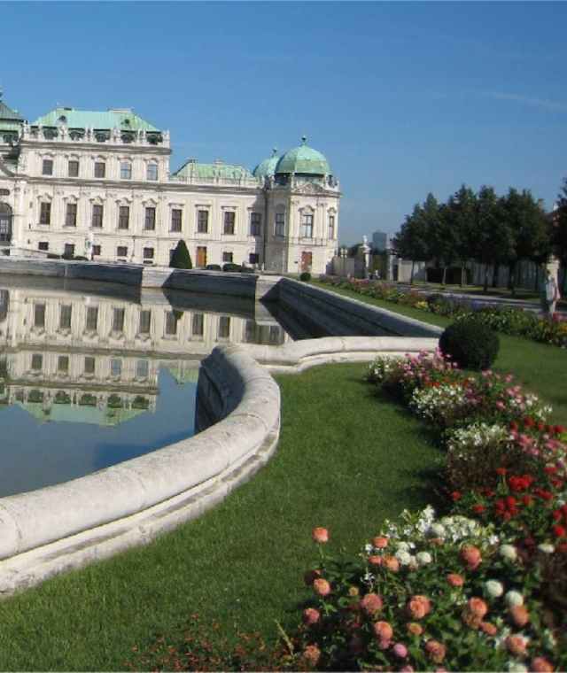 Das Wasserbassin am Oberen Belvedere, einer der schönsten Orte in der barocken Parkanlage.