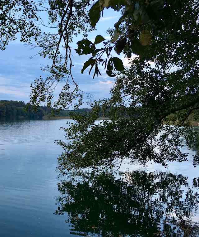 Schlosssee beim Schloss Hartmannsberg
