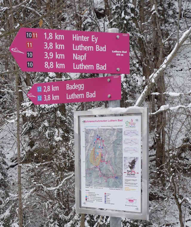Wegweiser bei Luthern Bad