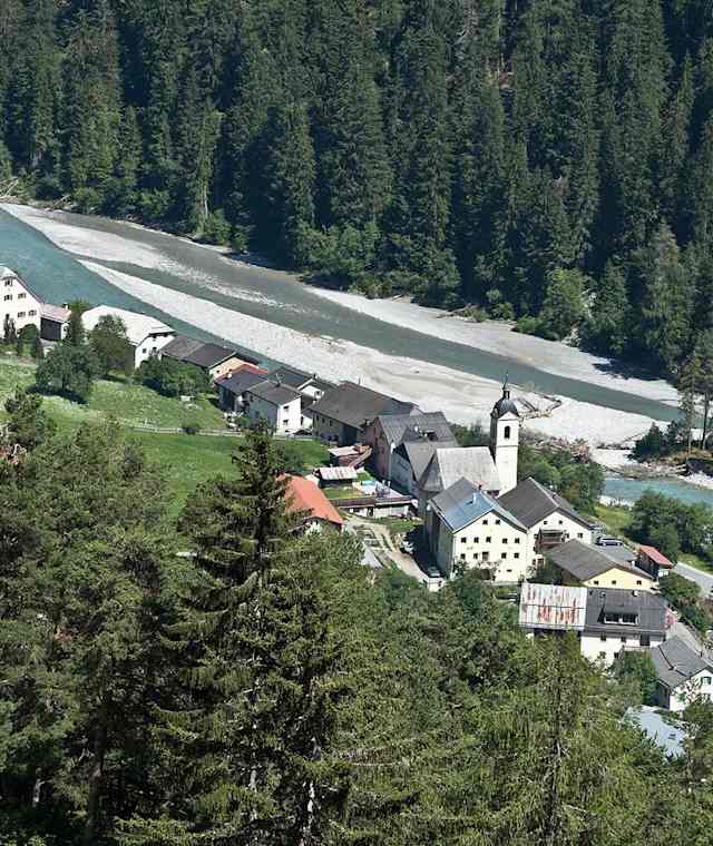 Zum Schwarz- und Grünsee im Dreiländereck