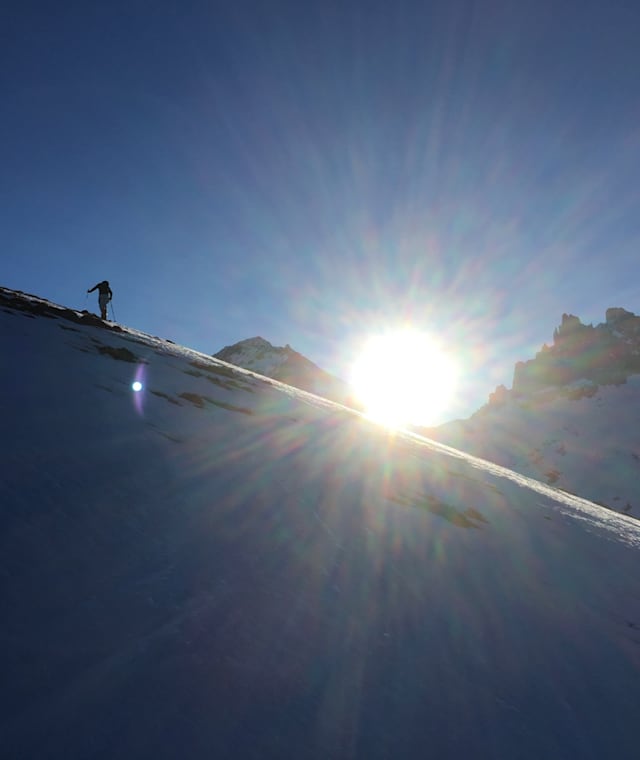 Die Skitour von der Fürenalp auf den Wissberg im Aufstieg.