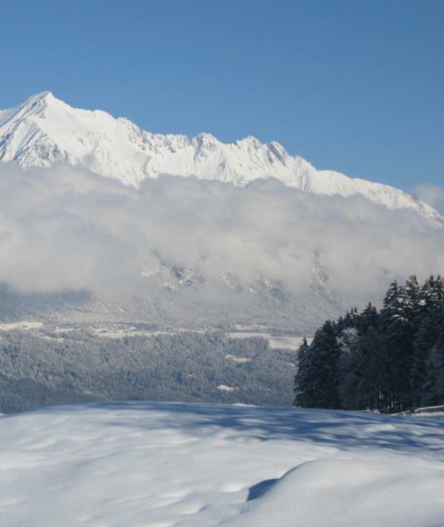 Aussicht ins Inntal und auf das Karwendel