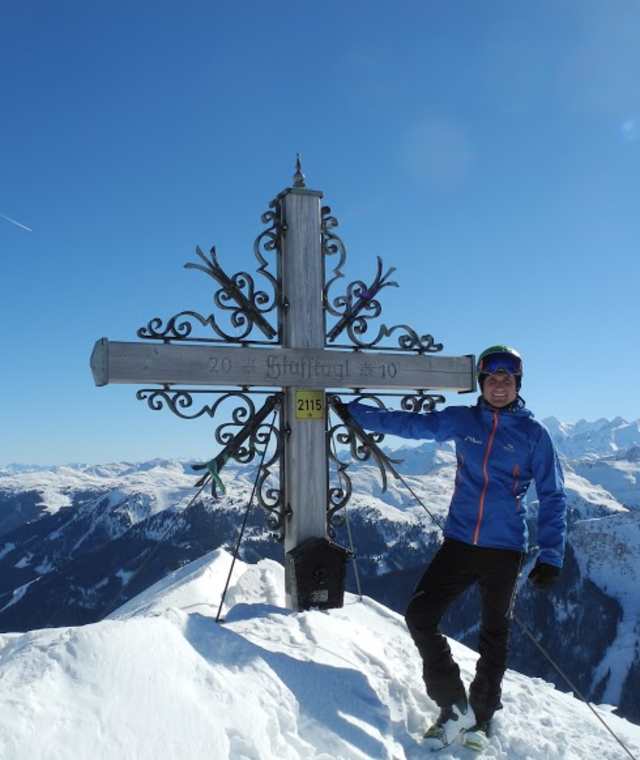 Gipfelkreuz (2.115 m)