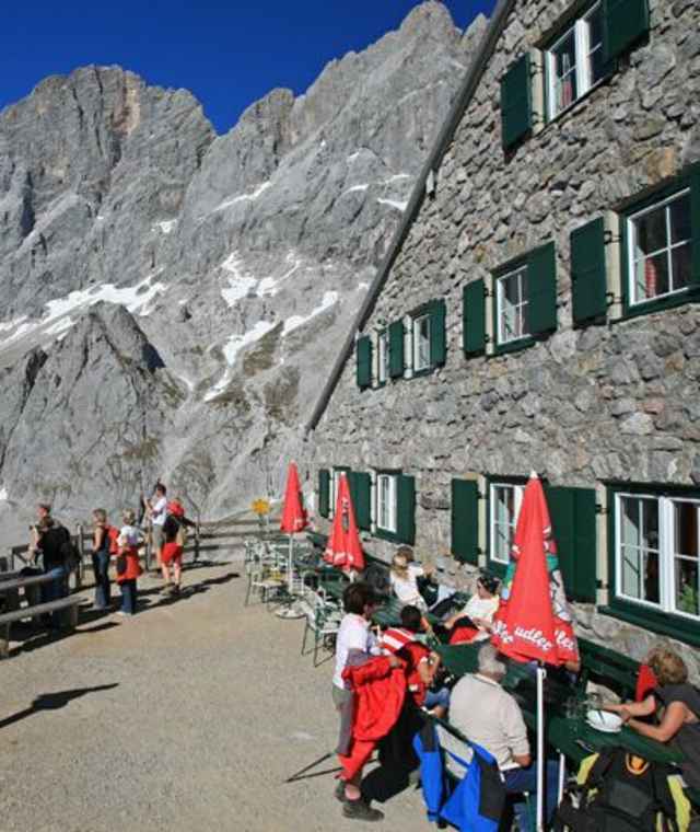 Südwandhütte am Dachstein