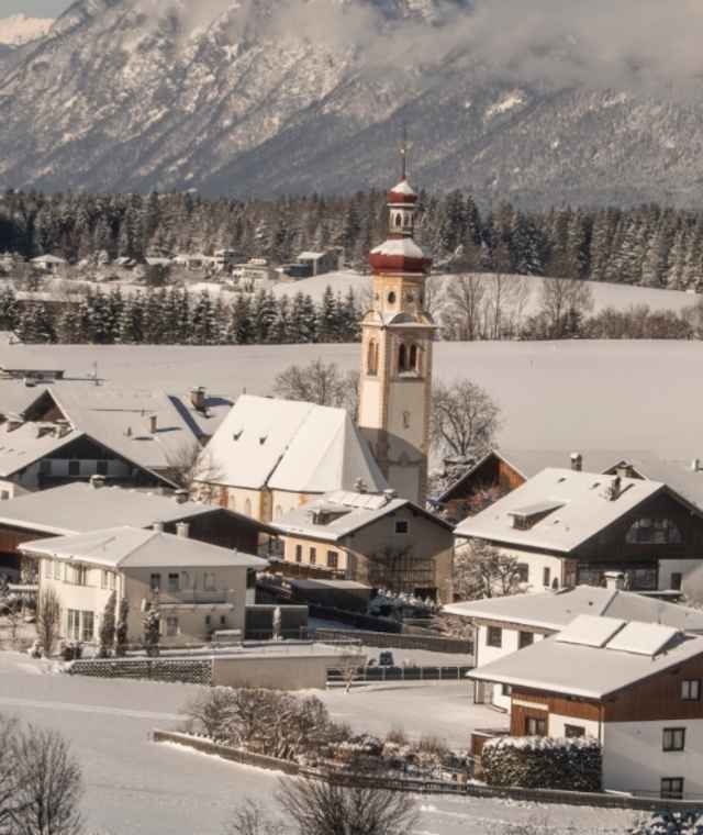 Blick auf Tulfes in der Region Hall-Wattens