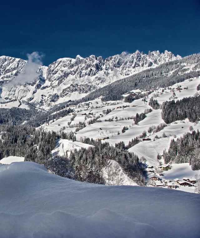 Geräumte Winterwanderwege für genussreiche Spaziergänge.