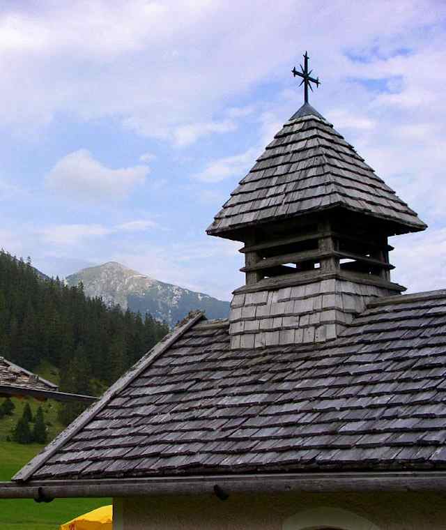 Esterbergalm mit Kapelle
