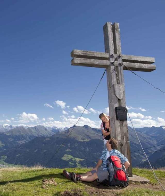 Gipfelkreuz am Resterkogel