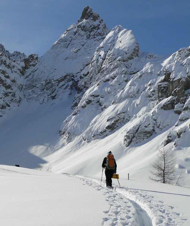 Von der Dolomitenhütte zur Karlsbaderhütte