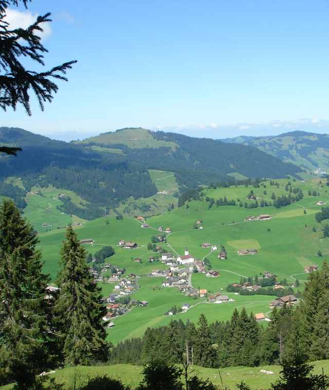 Aussicht ab Jäntli auf Oberiberg
