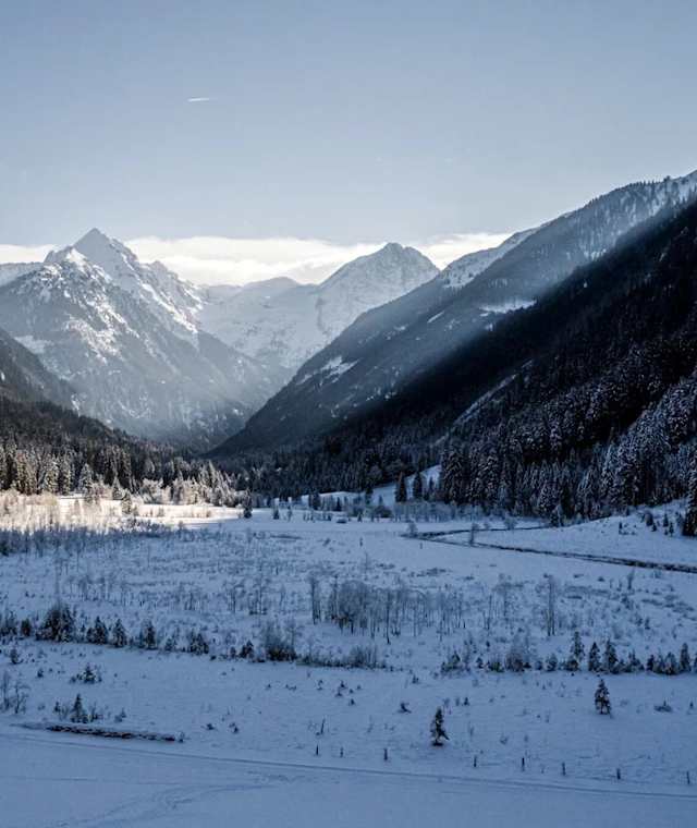 Blick auf die verschneite Winterlandschaft im Untertal.