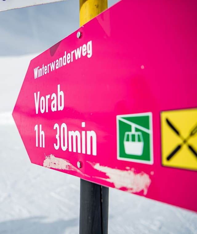Der Winterwanderweg ist gut ausgeschildert.