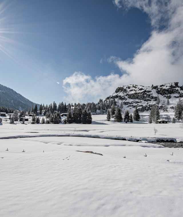 Das weite Hochtal von Bargis