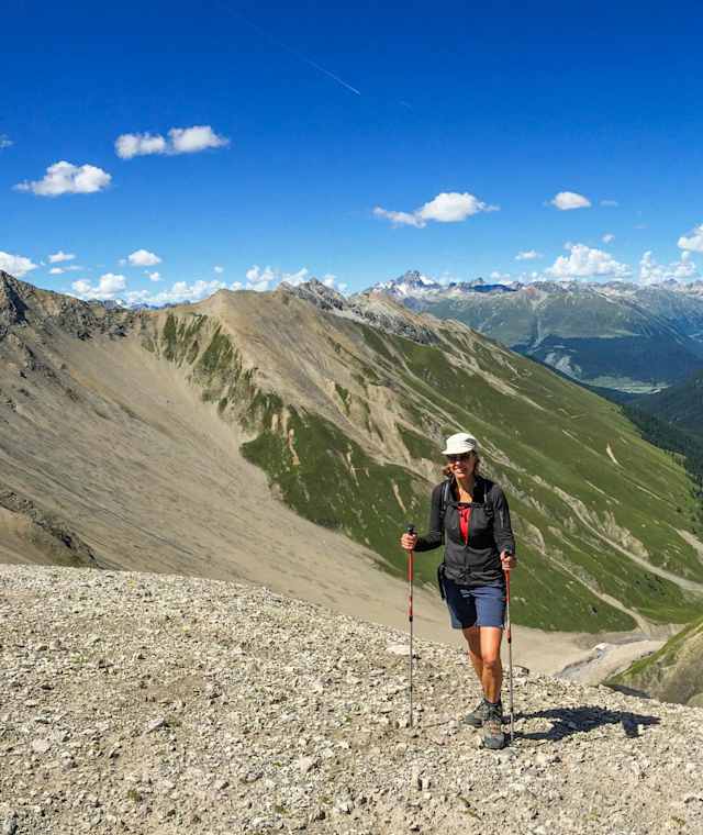 Ziel erreicht: Val Trupchun und Piz d’Esan von der Fuorcla Trupchun aus gesehen.